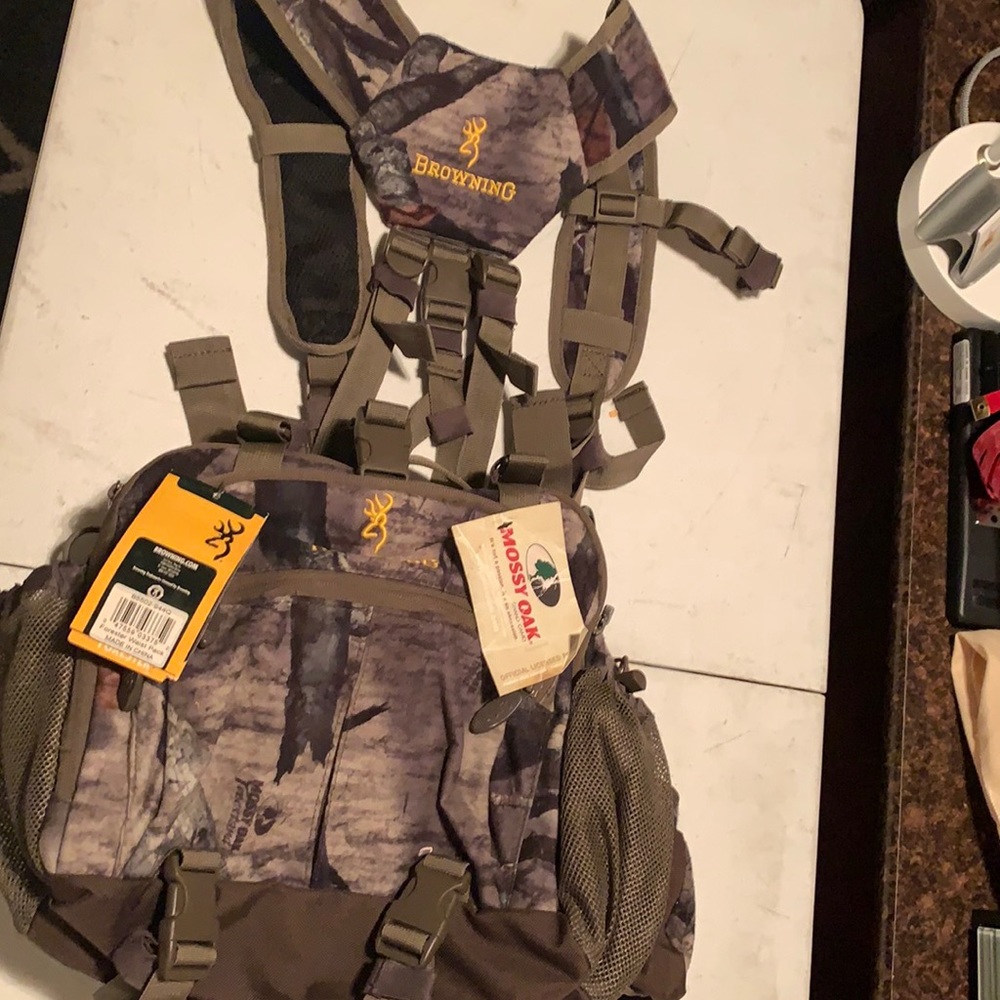 Browning mossy oak foster back pack